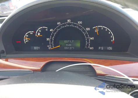 2006 Mercedes-Benz S 430 z USA, uszkodzony, nr VIN WDBNG70J66A462471